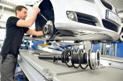 Ofrecemos Servicios de Cambio de Bieleta de Barra Estabilizadora en Medellín, talleres expertos en mantenimiento, reparación, diagnostico de suspensión automotriz (1)