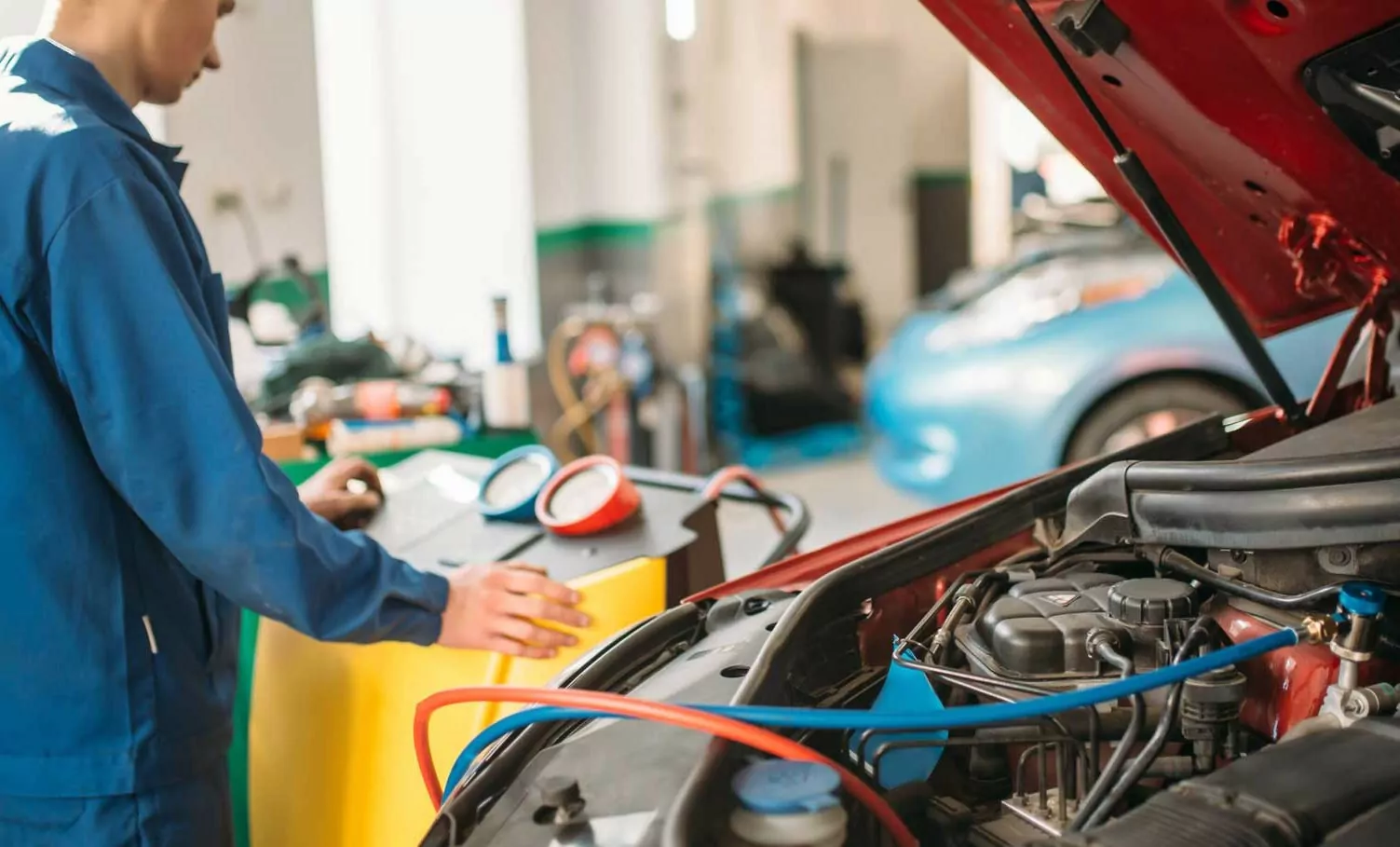 Recarga de Aire Acondicionado para carros en Medellín talleres especializados en aire acondicionado automotriz para todas las marcas (1)